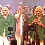 fafa-de-belem-se-emociona-e-vai-ao-palco-em-musical-sobre-sua-historia.-veja-video