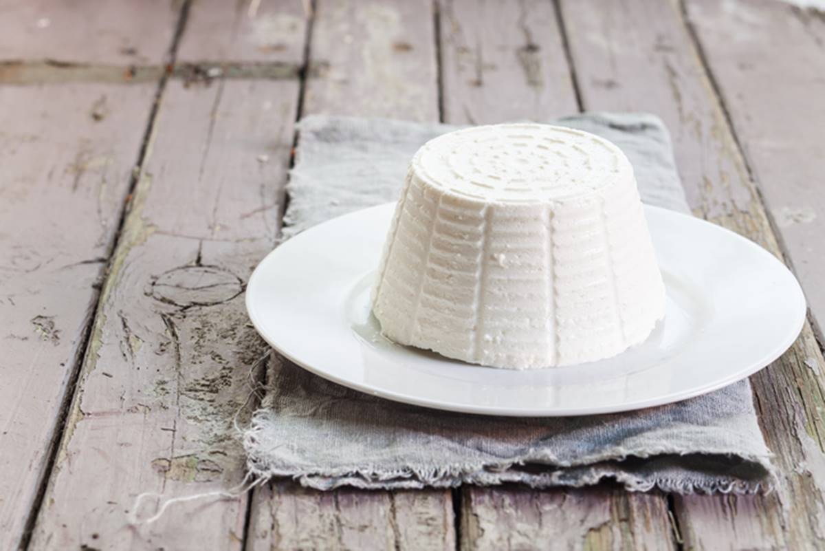 no-dia-do-queijo,-faca-ricota-caseira-e-nunca-mais-compre-a-de-mercado