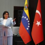 venezuela-recebe-us$-300-milhoes-dos-eua-apos-venda-de-petroleo