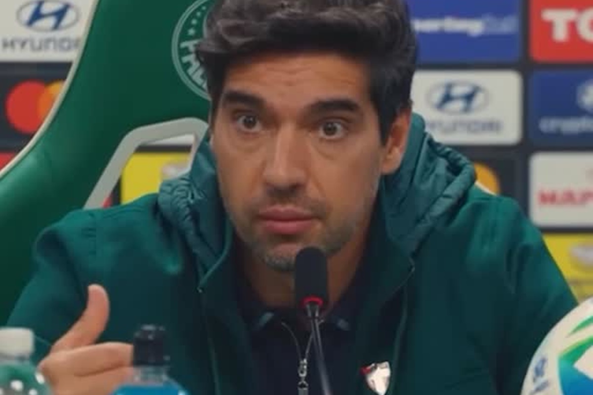 abel-liga-sinal-de-alerta-apos-derrota-por-goleada-do-palmeiras