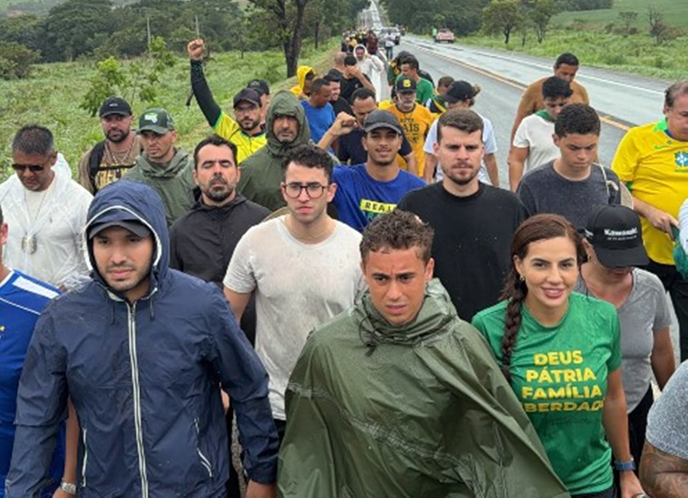 caminhada-de-nikolas:-prf-fala-em-“risco-extraordinario”-ao-transito