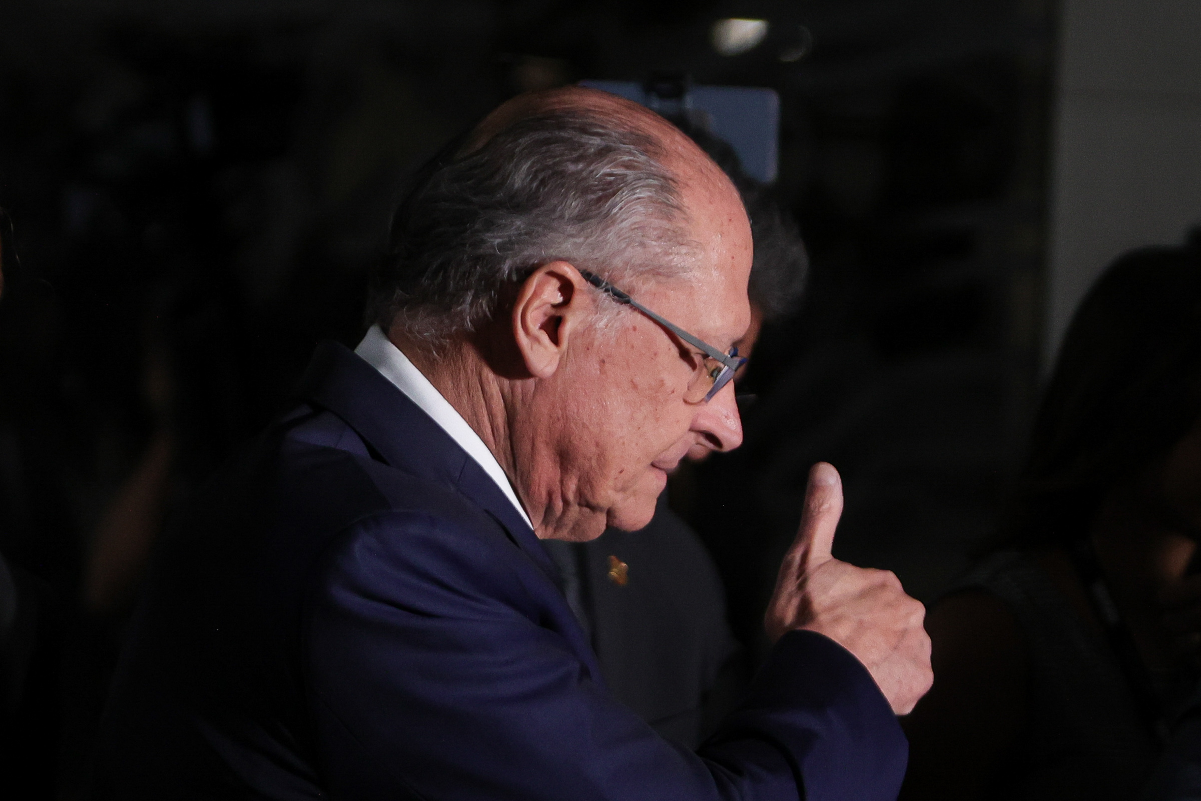 alckmin-comemora-indicacao-de-o-agente-secreto,-mas-“sai”-antes-do-fim