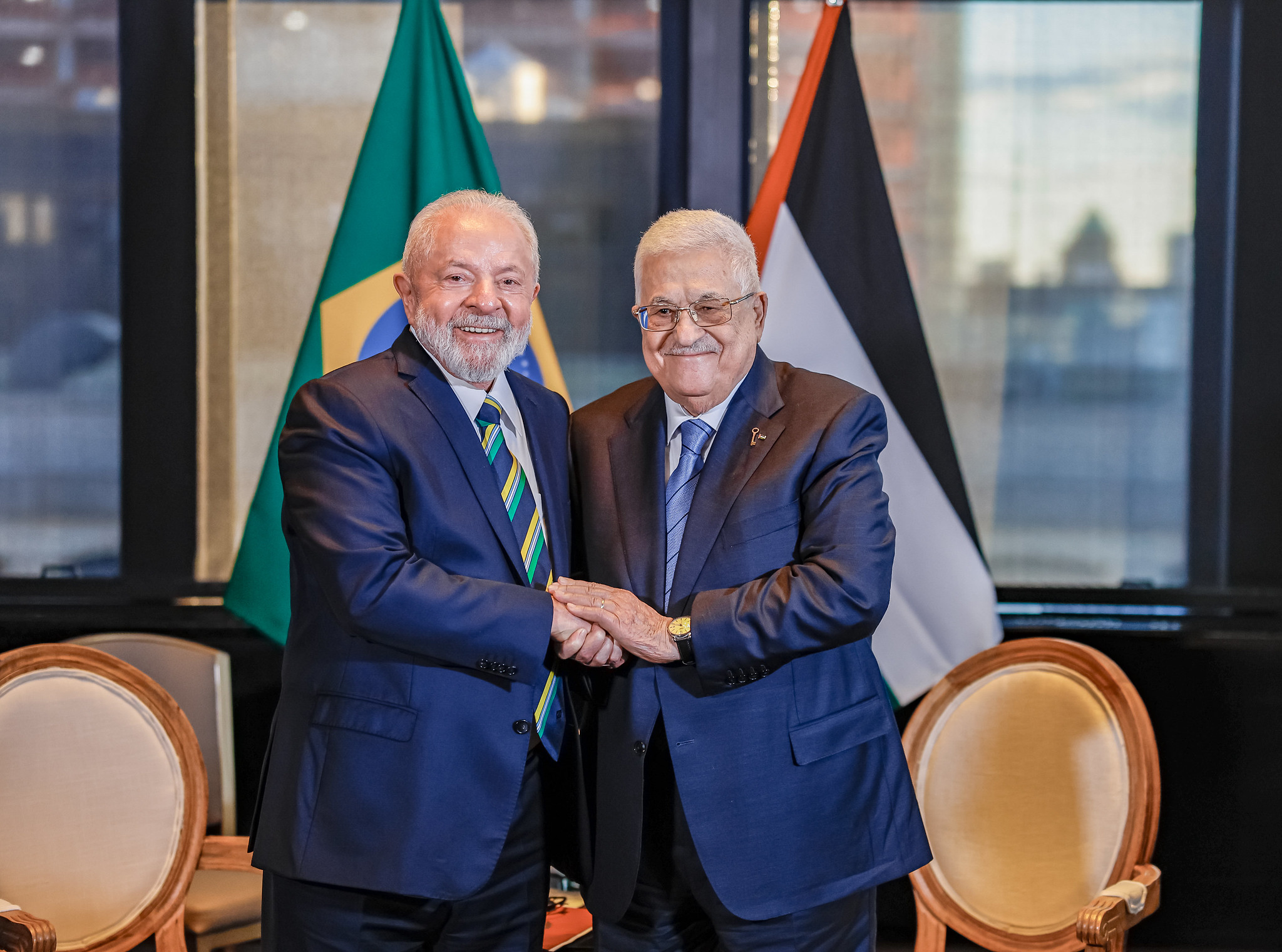 ainda-analisando-convite-de-trump,-lula-conversa-com-lider-palestino