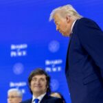 trump-diz-que-hematoma-na-mao-e-consequencia-de-batida-em-mesa