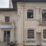 irmaos-de-4-e-5-anos-sao-encontrados-mortos-em-piscina-do-vizinho
