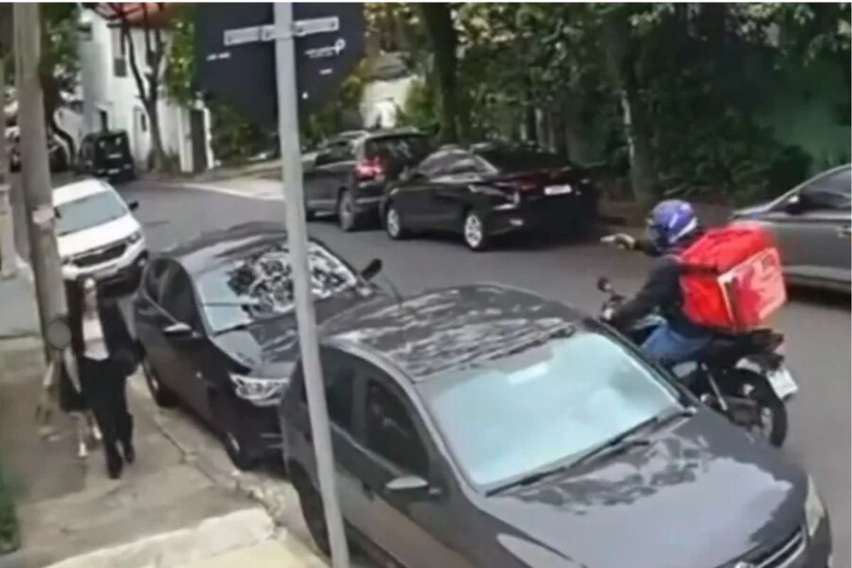 motoqueiro-disfarcado-de-entregador-roubou-maria-prata-e-filha-de-bial