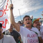 “o-stf-zomba-do-povo-brasileiro”,-diz-nikolas-em-caminhada-a-brasilia.-veja-video