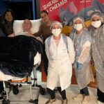 medico-internado-ha-1-ano-viu-tom-e-jerry-no-cinema-com-a-familia.-veja-video